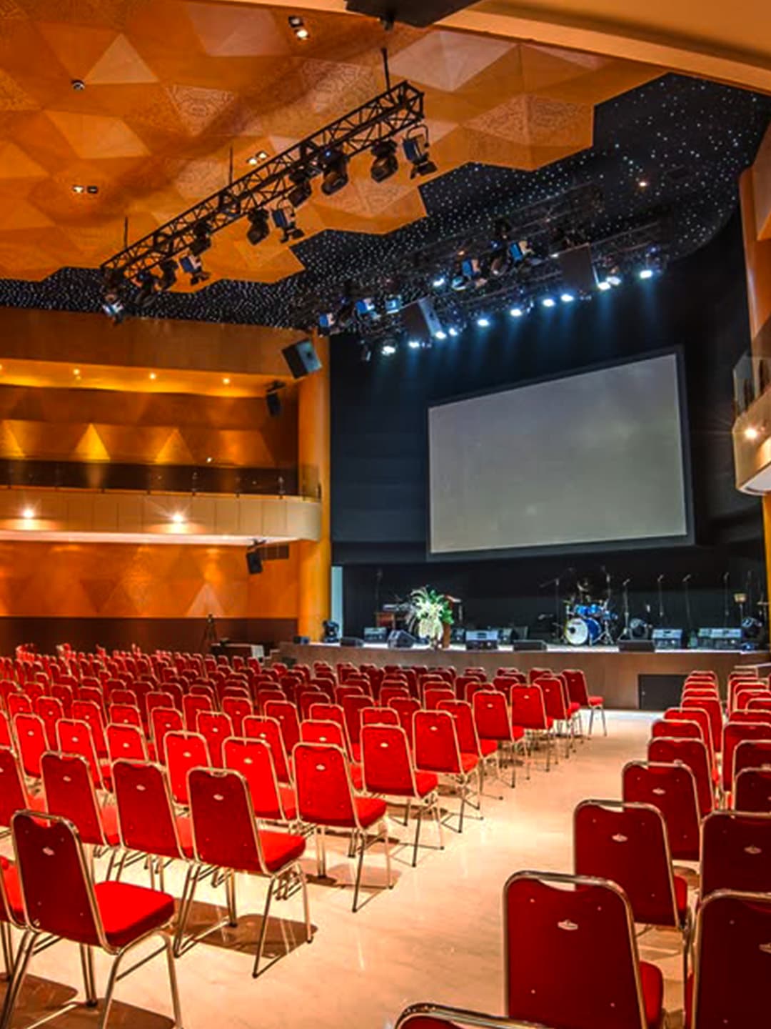 Nusa Pujian Convention Center