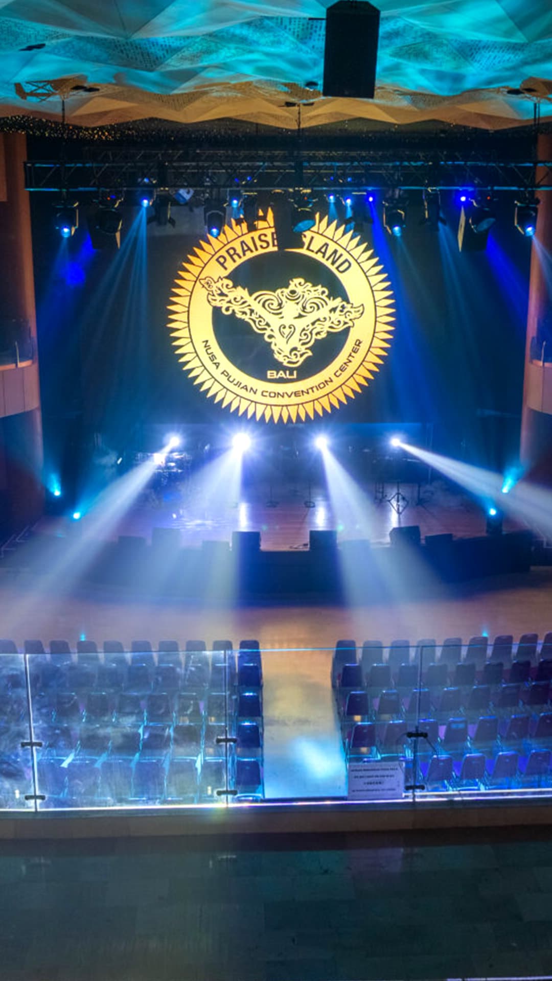 Nusa Pujian Convention Center